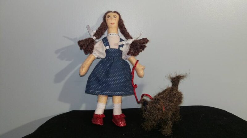 Wizard of Oz - Dorothy and Toto 2016